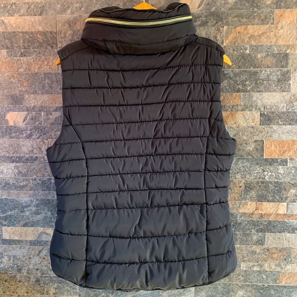Women’s YMI Black Puffer Vest with Fleece Lining Size L - Picture 3 of 13